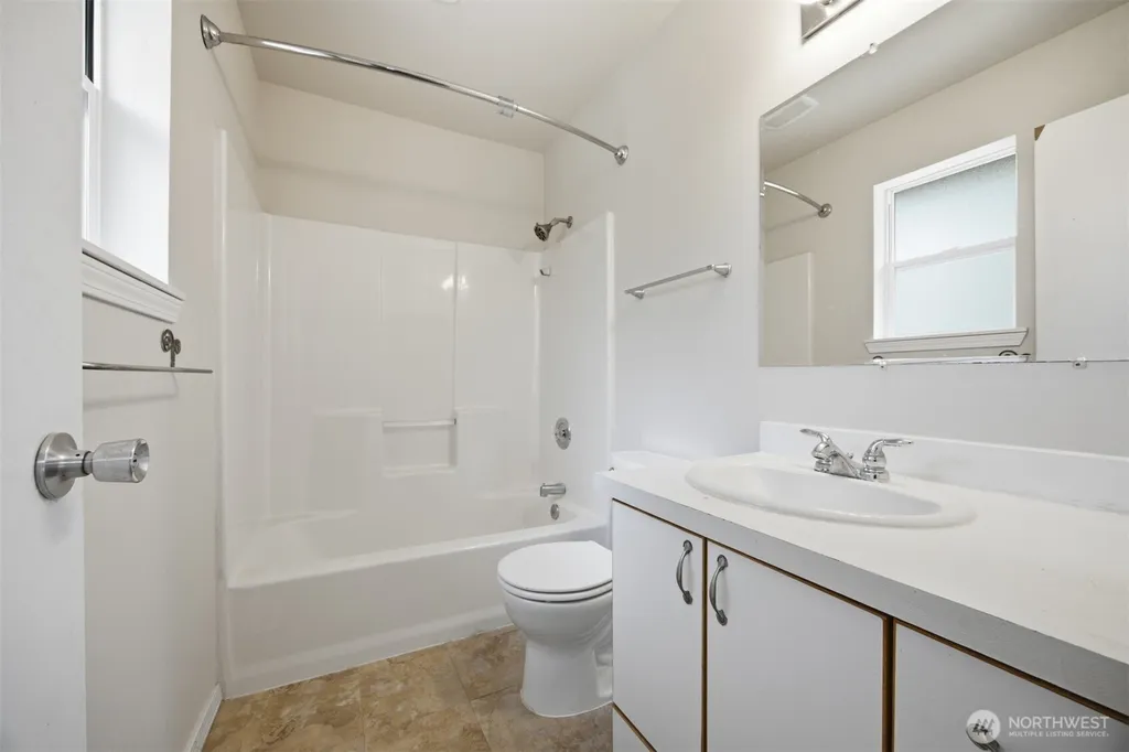 3990 Roma Court Bellingham WA 98226