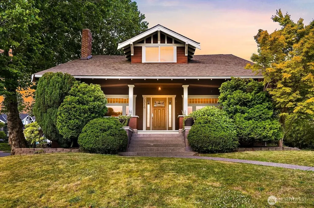 2816 Cornwall Avenue Bellingham WA 98225