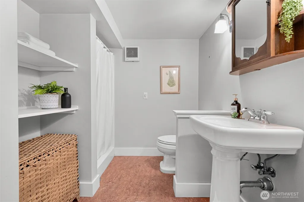 2816 Cornwall Avenue Bellingham WA 98225