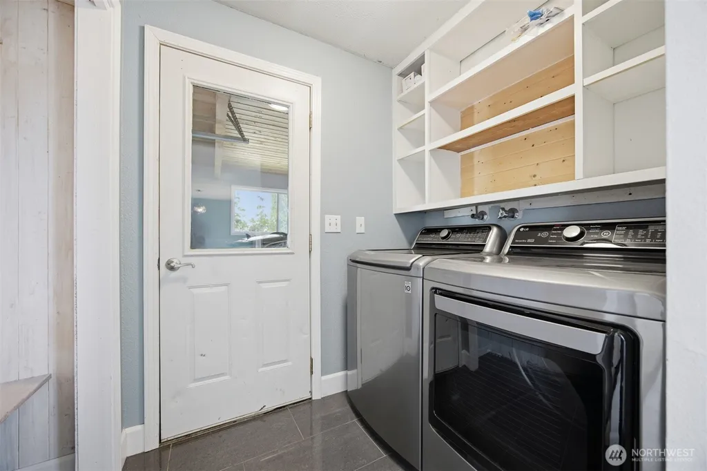 303 Garfield Street Sumas WA 98295