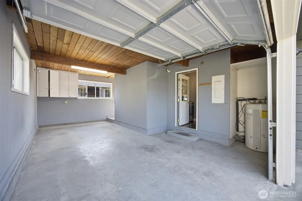 303 Garfield Street Sumas WA 98295
