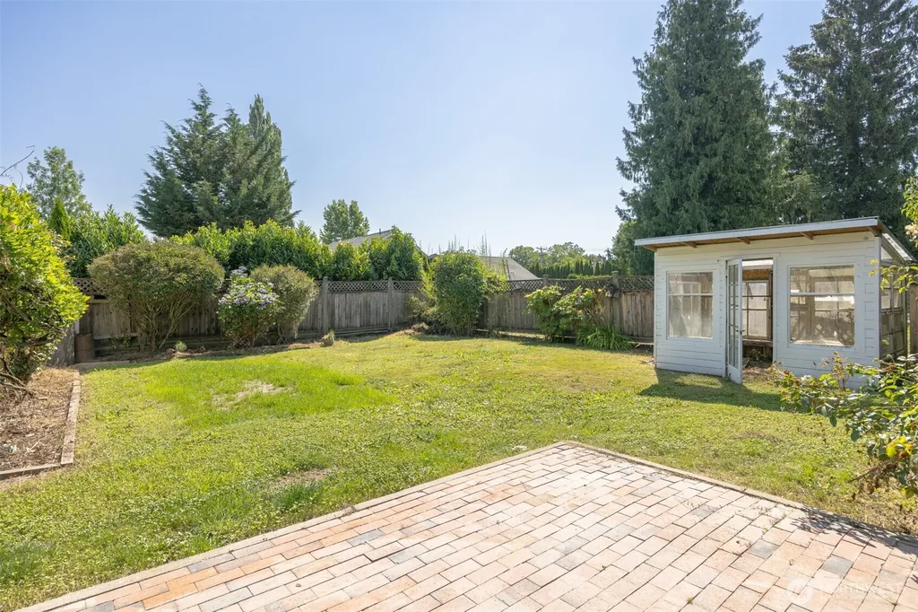 303 Garfield Street Sumas WA 98295