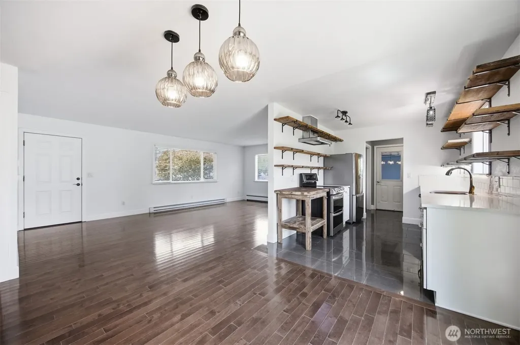 303 Garfield Street Sumas WA 98295