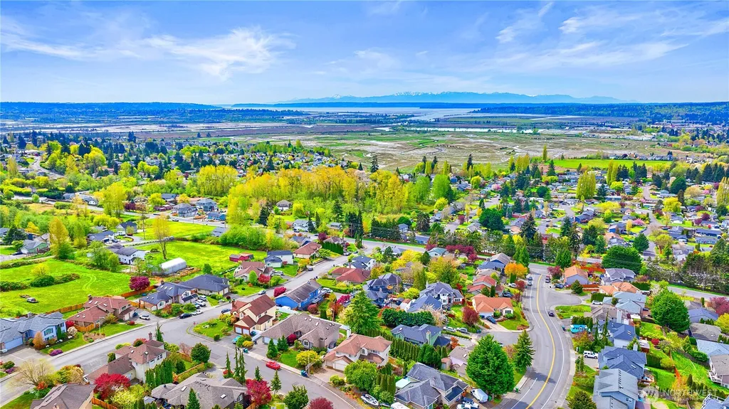 6807 57th Street NE Marysville WA 98270