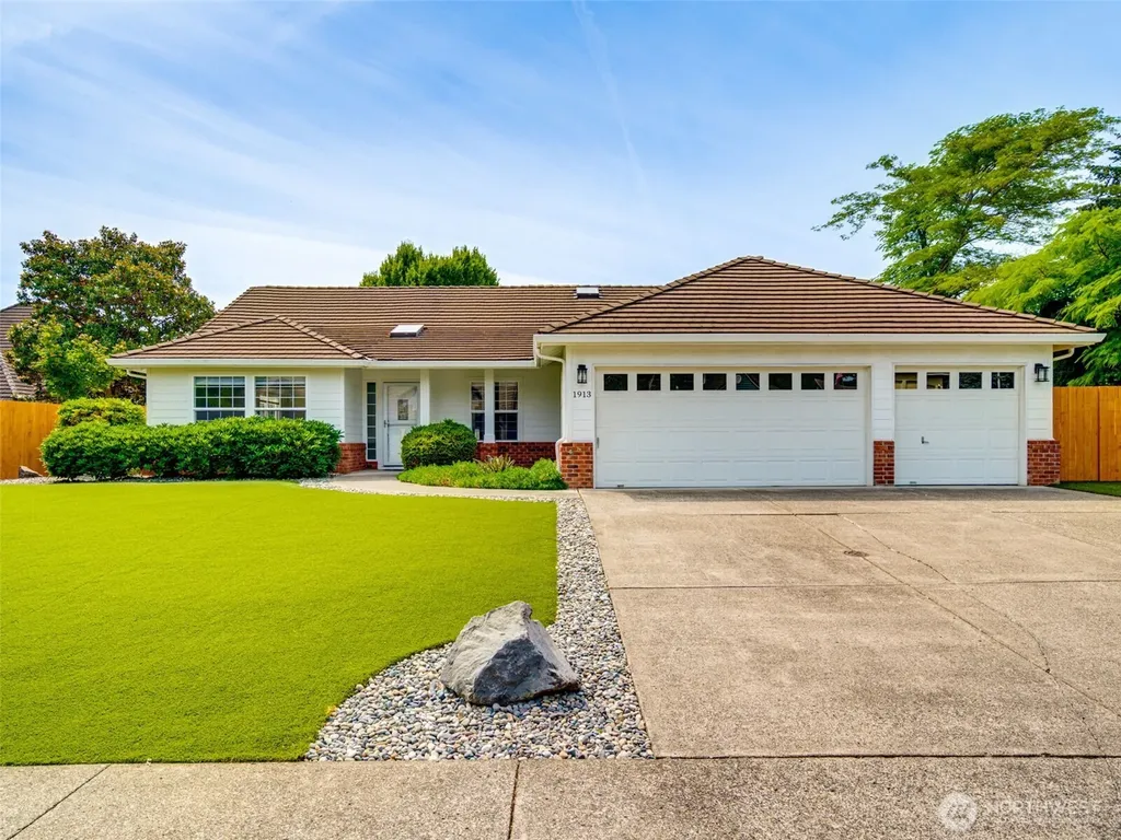 1913 NW 86th Circle Vancouver WA 98665
