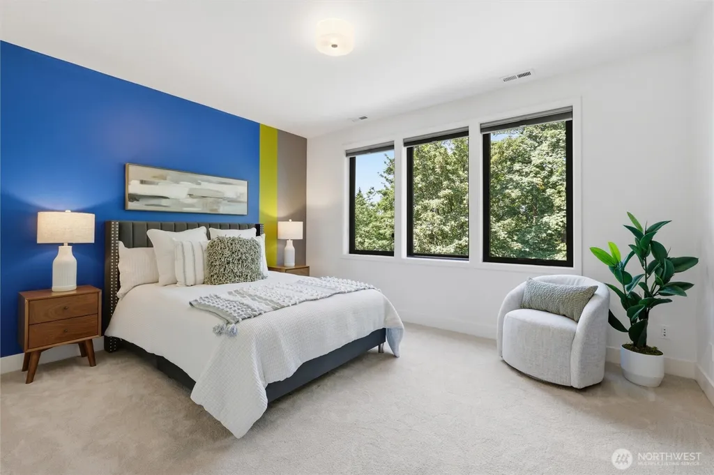 9909 111th Avenue NE Kirkland WA 98033