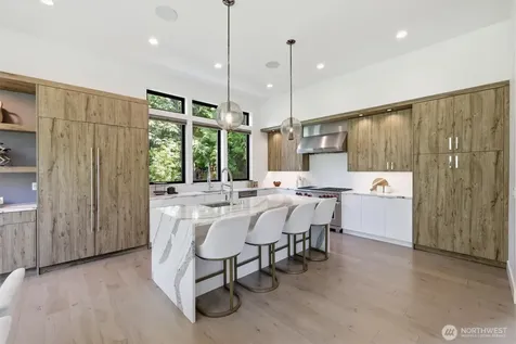 9909 111th Avenue NE Kirkland WA 98033