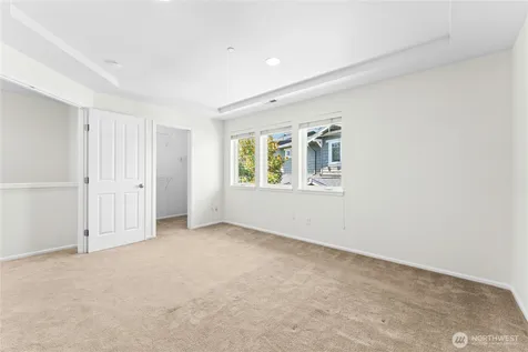 1885 11th Lane NE Issaquah WA 98029