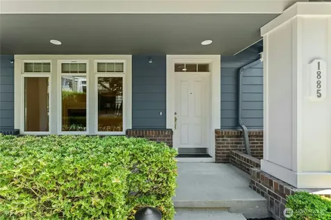 1885 11th Lane NE Issaquah WA 98029