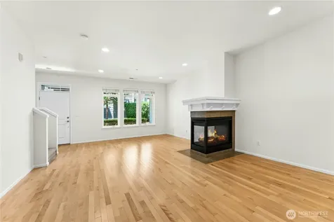 1885 11th Lane NE Issaquah WA 98029