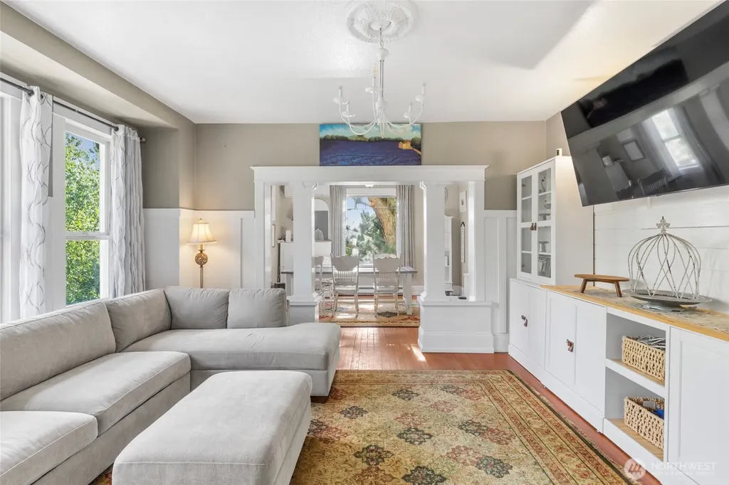 21895 Cedardale Road Mount Vernon WA 98274
