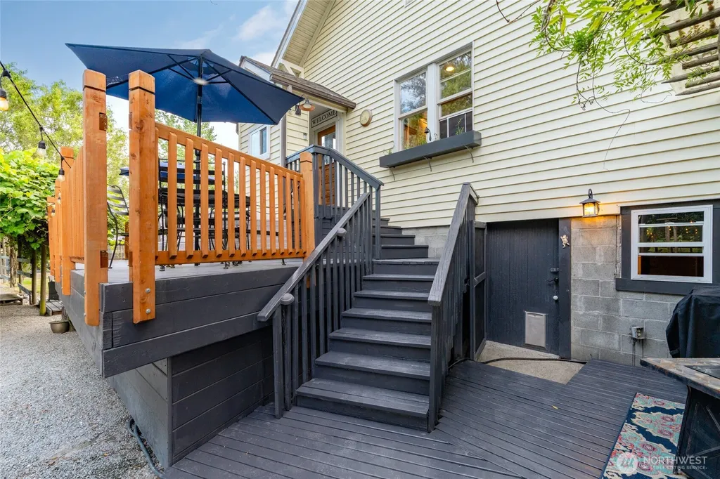 21895 Cedardale Road Mount Vernon WA 98274