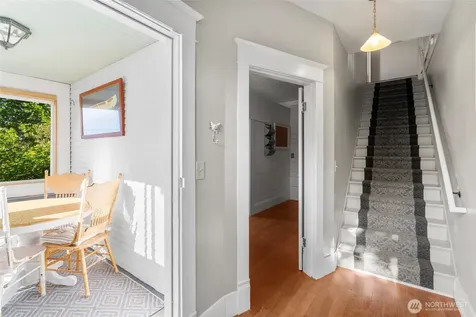 21895 Cedardale Road Mount Vernon WA 98274