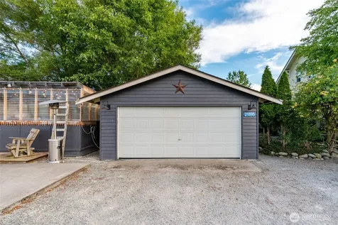 21895 Cedardale Road Mount Vernon WA 98274