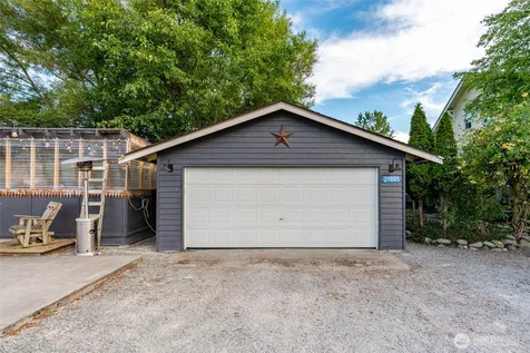 21895 Cedardale Road Mount Vernon WA 98274