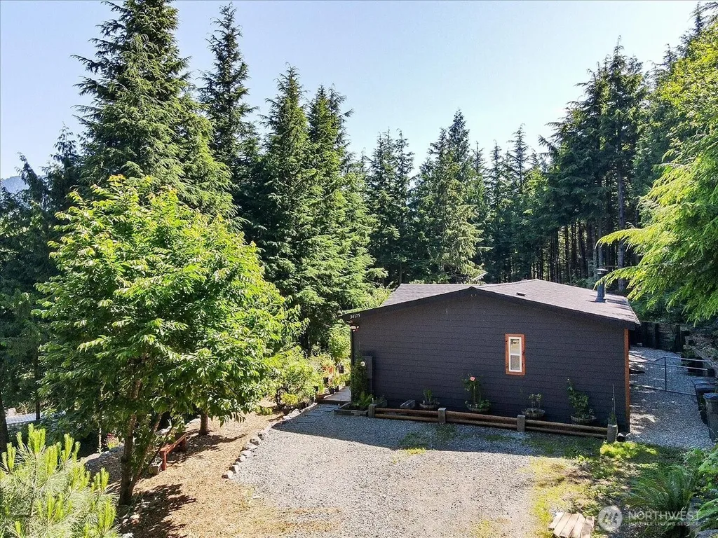 34175 SE 327th Place Ravensdale WA 98051