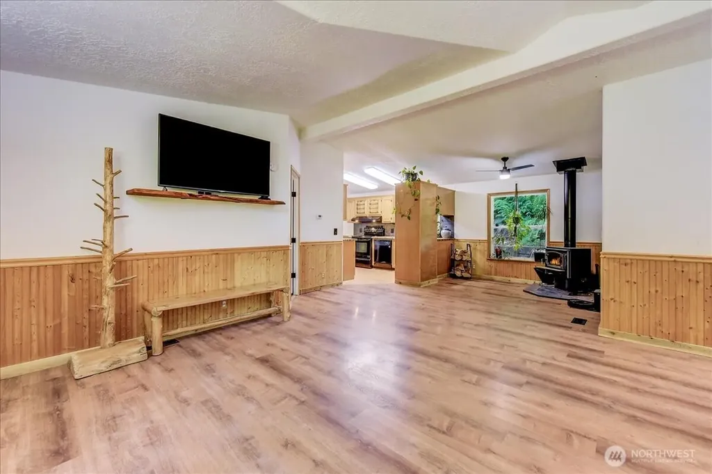 34175 SE 327th Place Ravensdale WA 98051