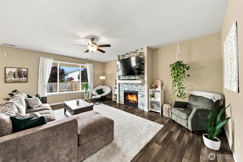 3809 186th Street Ct E Tacoma WA 98446