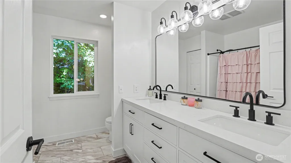 14719 102nd Avenue NE Bothell WA 98011