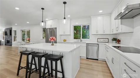 14719 102nd Avenue NE Bothell WA 98011