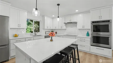 14719 102nd Avenue NE Bothell WA 98011