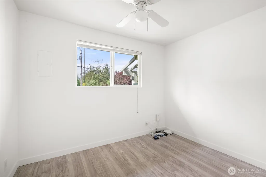 11833 SE 272nd Place Kent WA 98030