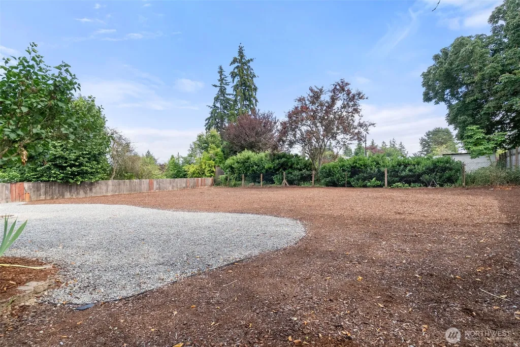 11833 SE 272nd Place Kent WA 98030