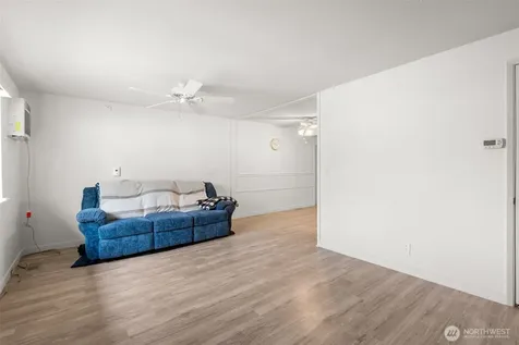 11833 SE 272nd Place Kent WA 98030