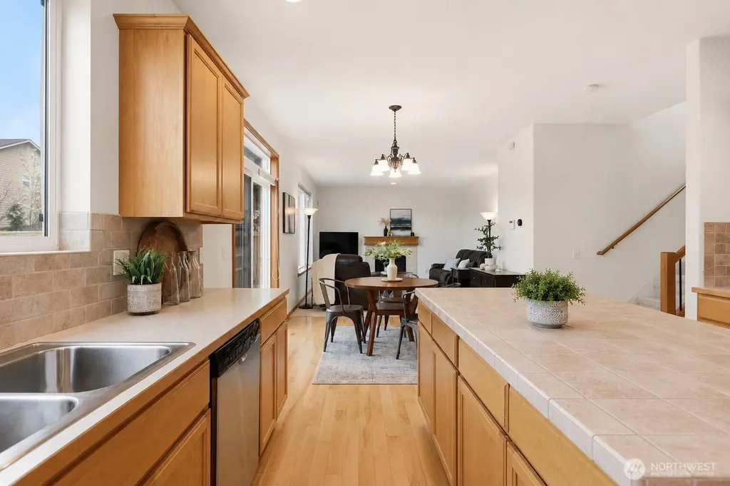 20101 11th Avenue W Lynnwood WA 98036