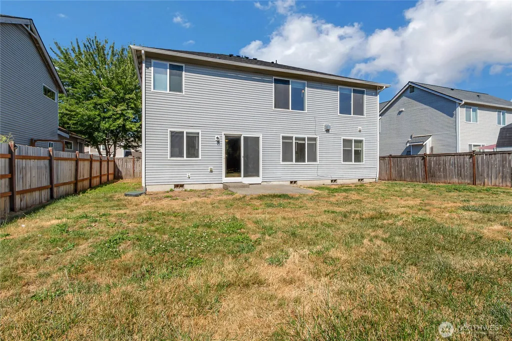 1401 Riddell Avenue NE Orting WA 98360