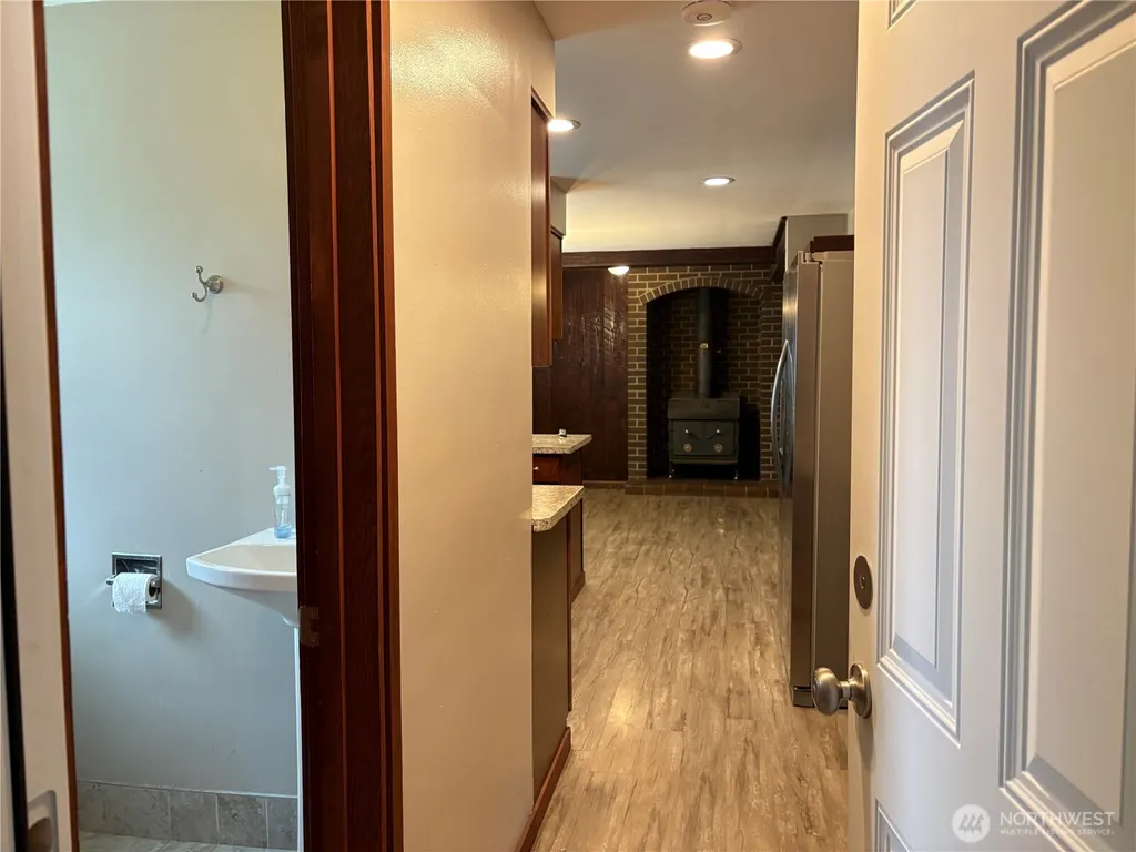 1828 Gossard Street Enumclaw WA 98022