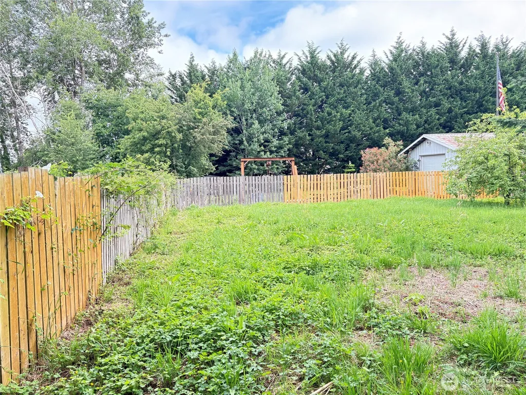 1828 Gossard Street Enumclaw WA 98022