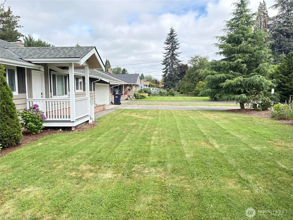 1828 Gossard Street Enumclaw WA 98022
