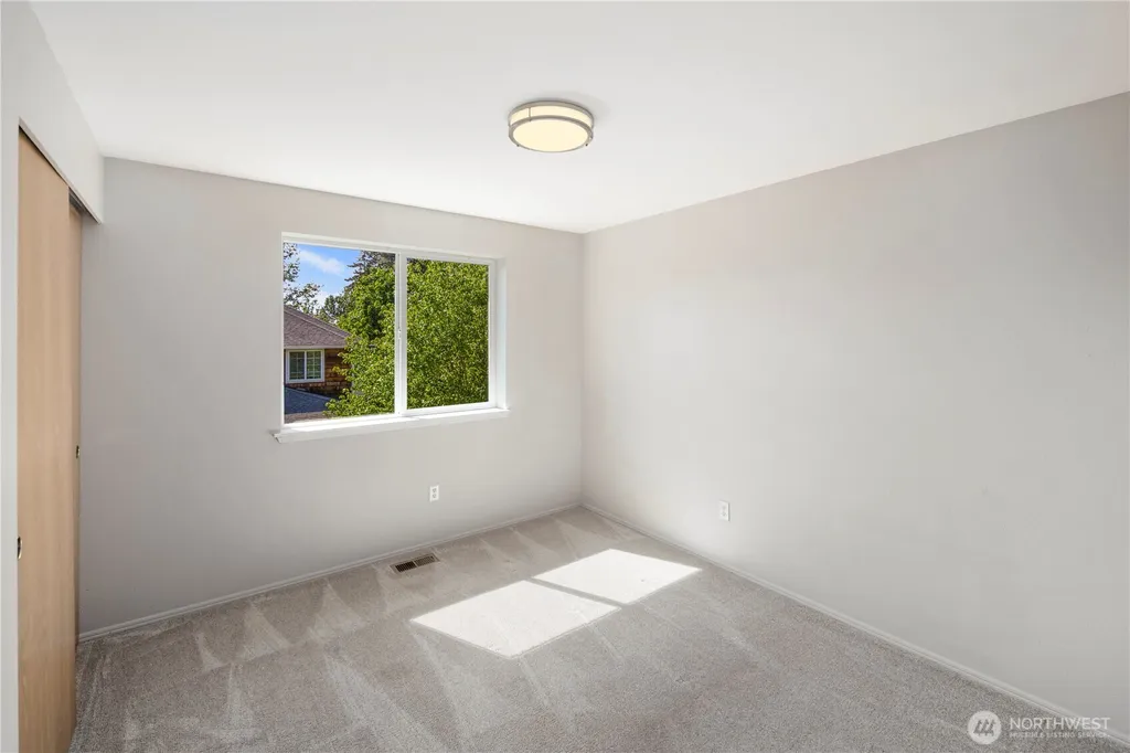19919 101st Ave SE Renton WA 98055