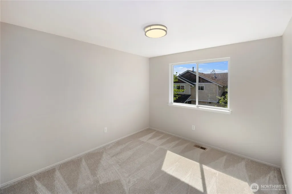 19919 101st Ave SE Renton WA 98055