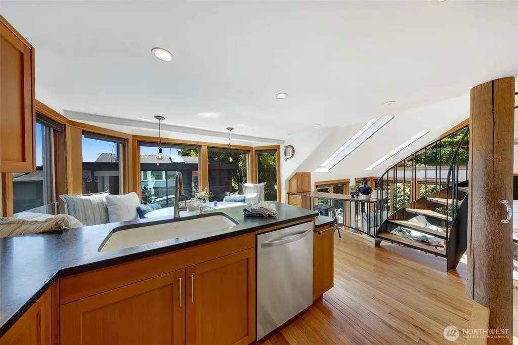 3110 Portage Bay Place E Seattle WA 98102