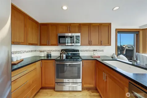 3110 Portage Bay Place E Seattle WA 98102