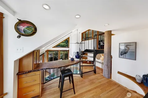 3110 Portage Bay Place E Seattle WA 98102