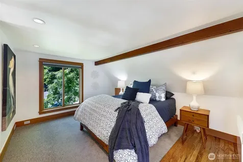 3110 Portage Bay Place E Seattle WA 98102
