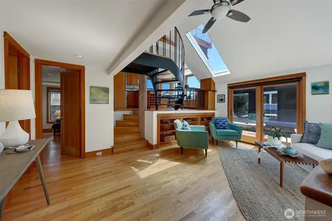 3110 Portage Bay Place E Seattle WA 98102