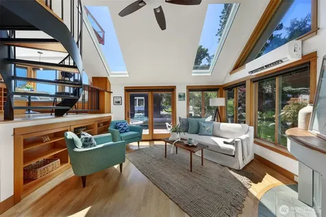 3110 Portage Bay Place E Seattle WA 98102