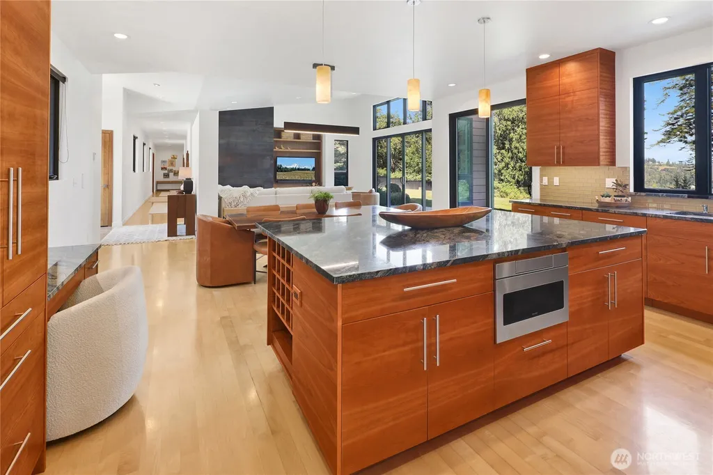 13781 Gibralter Road Anacortes WA 98221