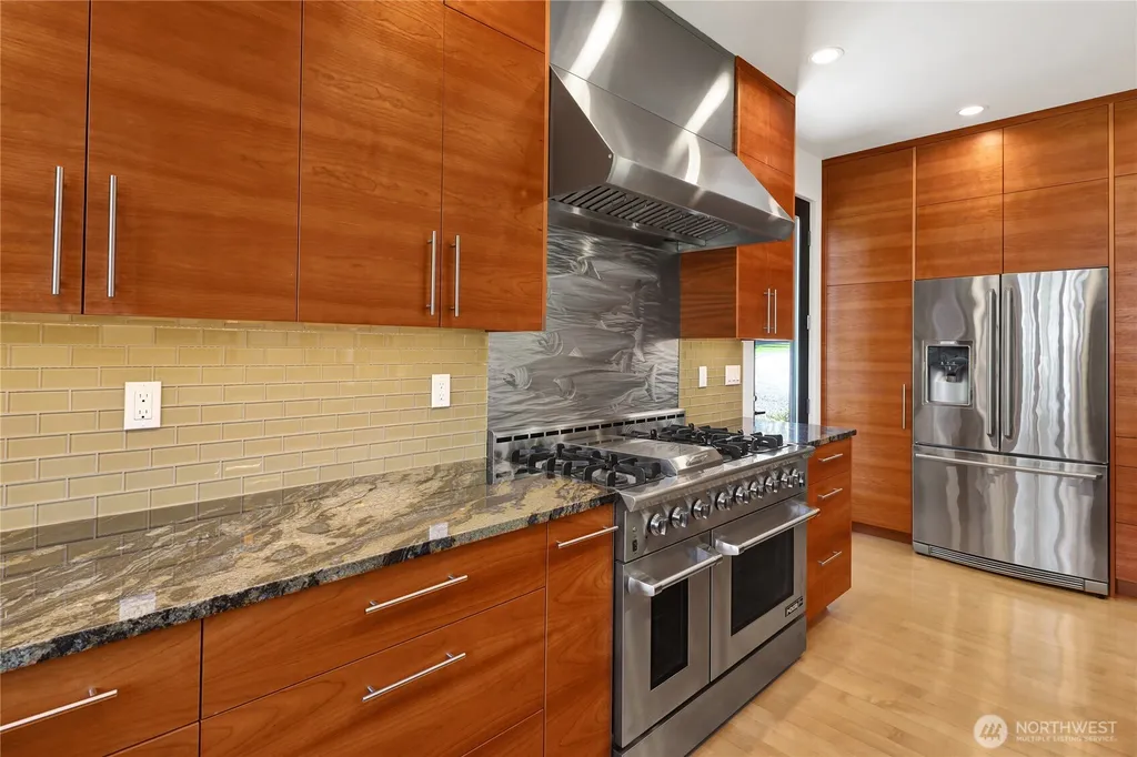 13781 Gibralter Road Anacortes WA 98221