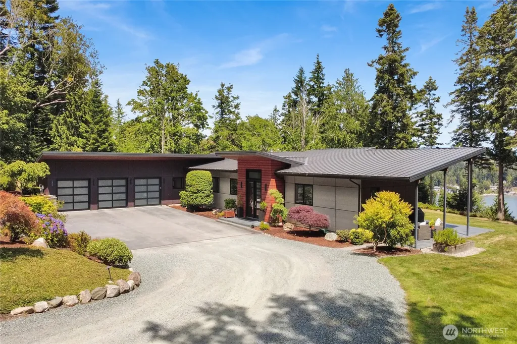 13781 Gibralter Road Anacortes WA 98221