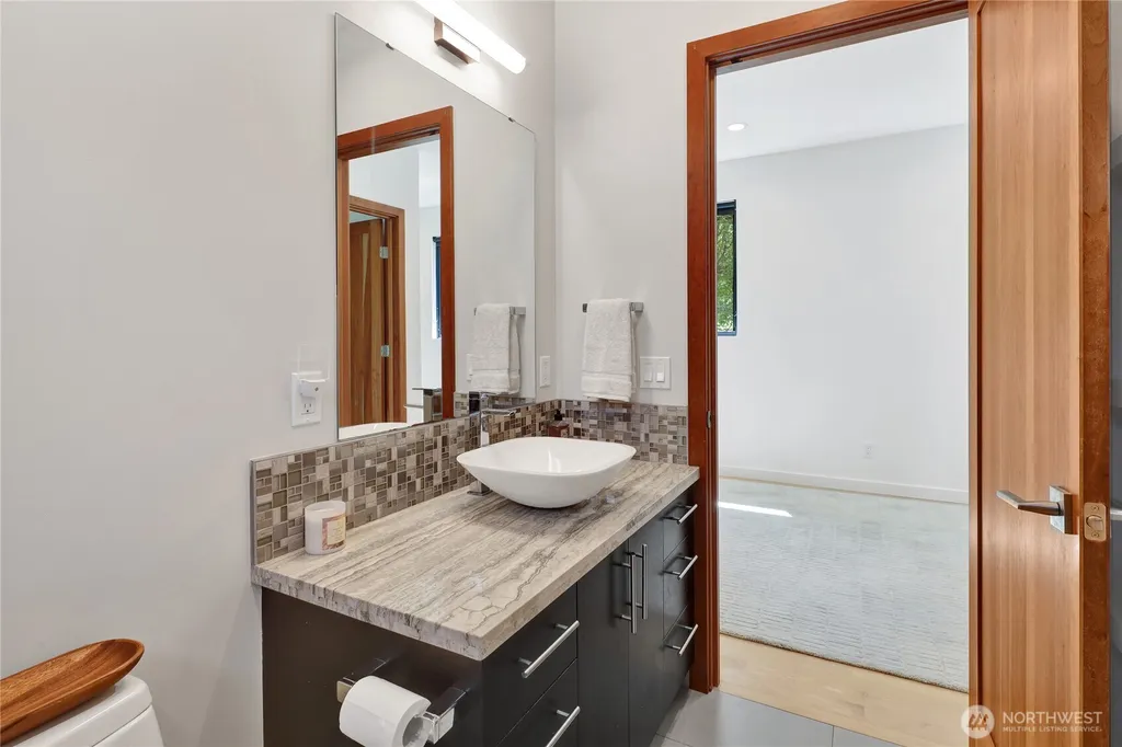 13781 Gibralter Road Anacortes WA 98221