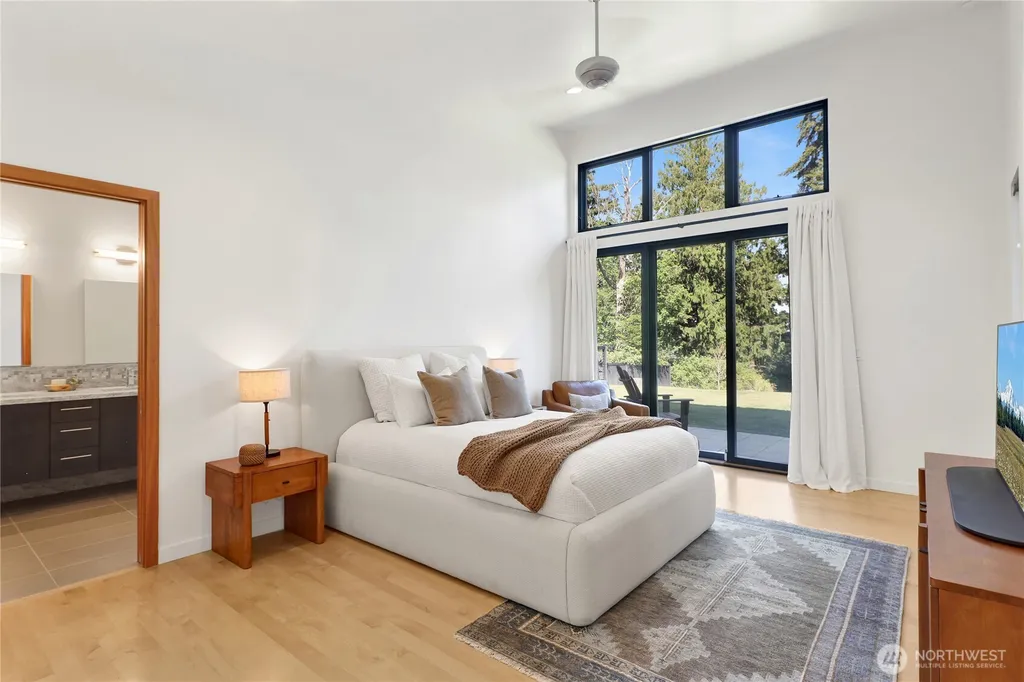 13781 Gibralter Road Anacortes WA 98221