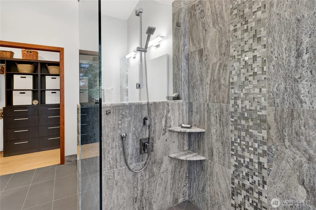 13781 Gibralter Road Anacortes WA 98221