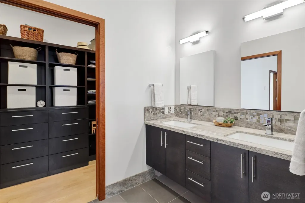 13781 Gibralter Road Anacortes WA 98221