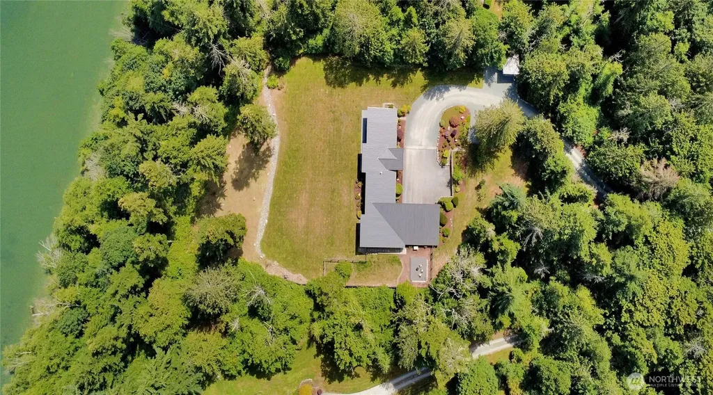 13781 Gibralter Road Anacortes WA 98221