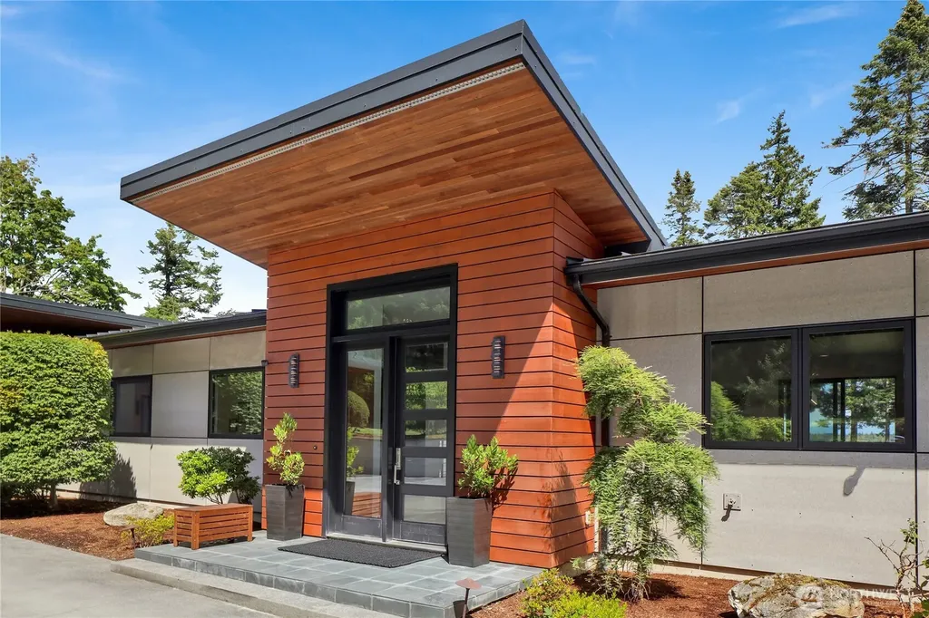 13781 Gibralter Road Anacortes WA 98221